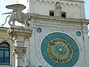 Détail de l'horloge et du lion de Saint-Marc, signe de fidélité à la Sérénissime.