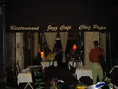 Restaurant-club de jazz Chez Papa.