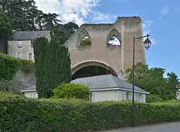 L'ancien bâtiment d'extraction du puits.