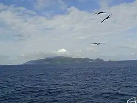 L'île Cocos vue du large.