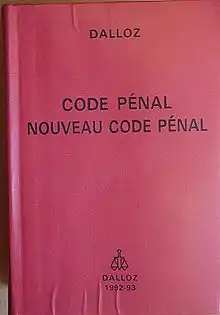 Les deux codes ont longtemps été publiés conjointement.