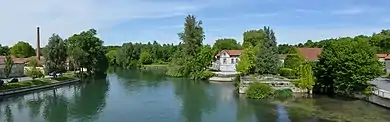 Vue vers l'île de la Reine, depuis le Pont-Neuf