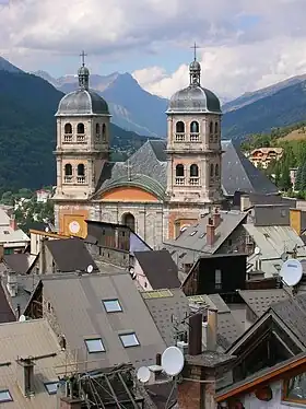 Briançon, sous-préfecture des Hautes-Alpes.