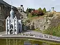 Une réplique de la collégiale Notre-Dame à Mini Europe.