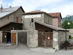 Ancien magasin à poudre.