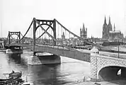 Pont suspendu de Deutz, rebaptisé pont Hindenburg (1935)