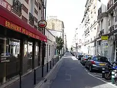 Habitat dense de gare - La rue des Vallées.