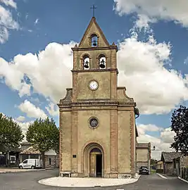 Façade et clocher-mur de l'église Saint-Barthélémy.