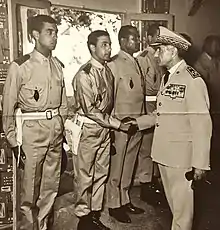 Commandant Ali Bezzaa et General Driss Ben Omar.