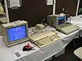 Des micro ordinateurs Amiga 500 et Atari ST exposés au musée de l'histoire de l'ordinateur.