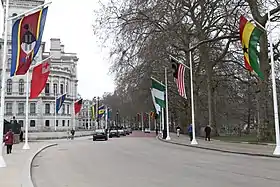 Drapeaux exhibés à Londres pour la journée du Commonwealth.