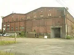 L'Hôpital : les anciens ateliers de la mine.