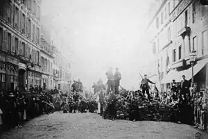 Barricade de la Commune de Paris.