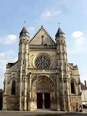 Église Saint-Antoine.