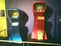 Deux bornes d'arcade Computer Space.