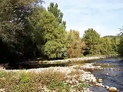 Confluence de  et la Têt (à droite) et la Castellane (commune de Catllar).