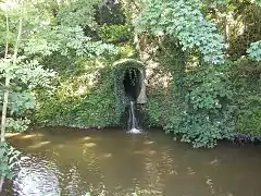 Le Vernouzet se jette dans le fleuve de la Vilaine.