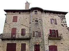 Une maison du village.