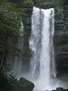 La cascade en grandes eaux.