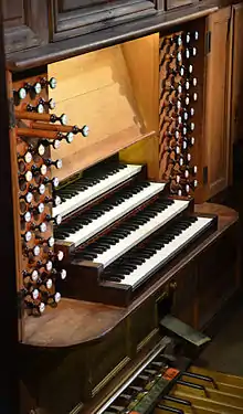 Console 4 claviers, orgue Cavaillé-Coll. (Cathédrale de Nancy, France).
