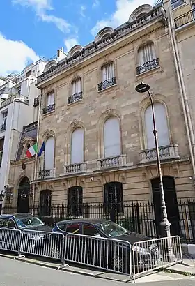 Consulat général d'Italie à Paris.