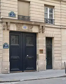 Consulat généal à Paris