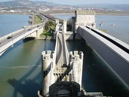 Le pont suspendu de Conwy au Royaume-Uni.