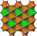 Couche trioctaédrique O, de composition chimique LiAl2(OH)6.