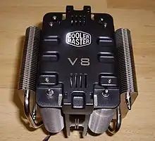 Un ventirad V8