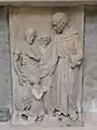 Oratoire Saint-Marcoult, relief provenant de l'ancien prieuré.
