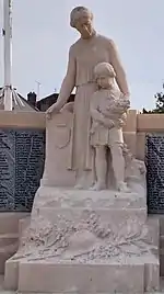 Sculpture du monument aux morts