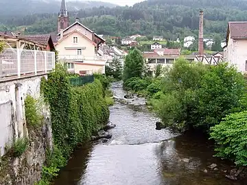 La Moselotte au centre, entre le pont du Daval et Saulcy.