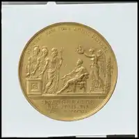 Médaille du couronnement de George IV (1821). Remarquez le roi surélevé.