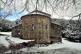 Le chevet en façade orientale.