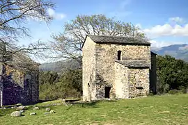 Le baptistère façade méridionale.