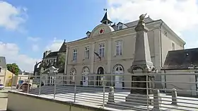 Cossé-le-Vivien