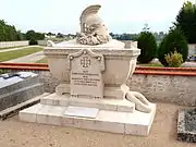 Mémorial aux combattants bavarois dans le cimetière de Coulmiers.