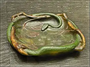 Coupe au serpent et branche de mûrier, Charles Schneider pour Daum, 1909.