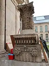 Chapiteau de colonne des Tuileries.