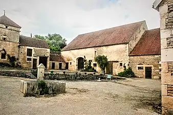 La ferme fortifiée.