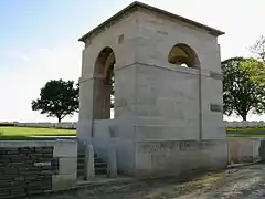 Entrée du cimetière militaire britannique.