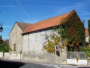 Ferme Cavan située aux angles des rues du Vexin et Charles-Cavan.