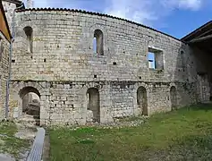 Mur du scriptorium et du dortoir.