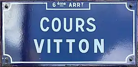 Voir la plaque.