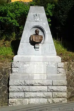 Monument au comte Goblet d'Alviella.