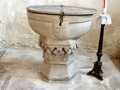 Les fonts baptismaux