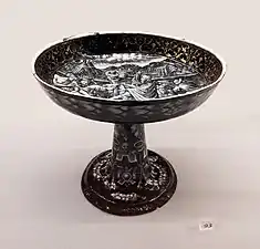 Coupe de la Récolte de la manne par Pierre Courteys (vers 1550, Varsovie).