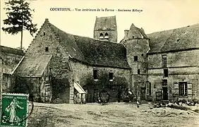 Vue intérieure de la Ferme - Ancienne Abbaye