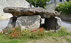 Image illustrative de l’article Dolmen de Montsabert