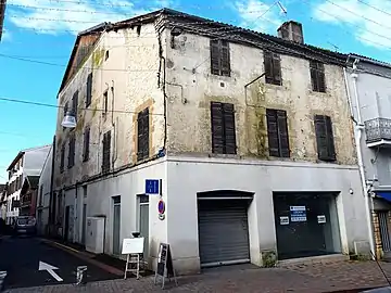 Restes des bâtiments conventuels à l'angle de la rue Gambetta et de la rue Saint-François